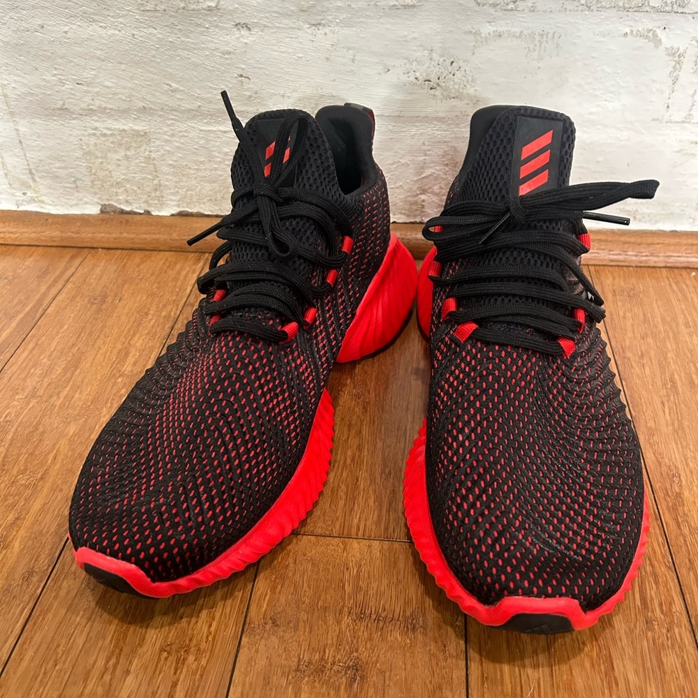 Adidas Bounce. Men’s size 10